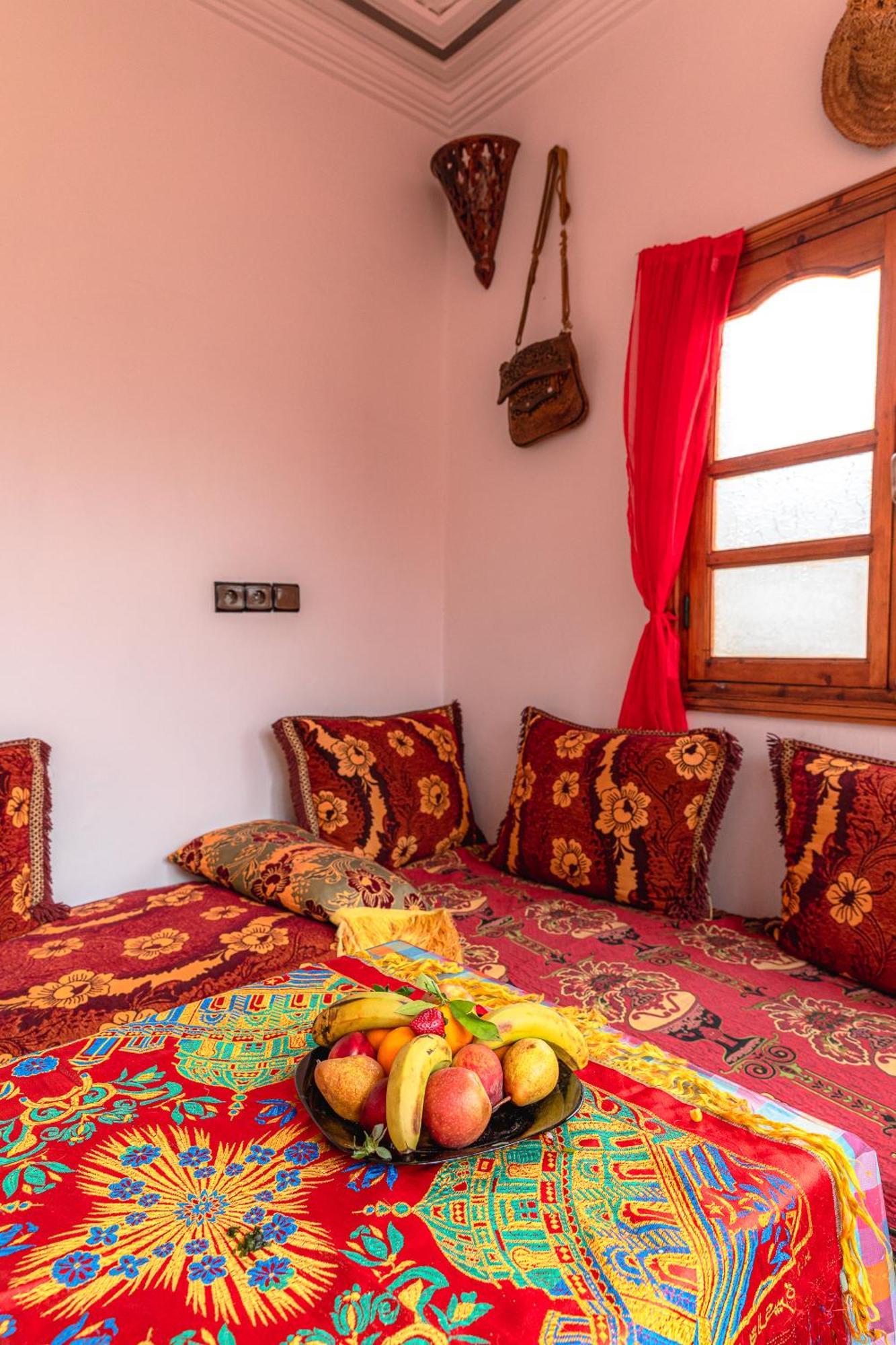 Amazigh Family Riad 임릴 외부 사진
